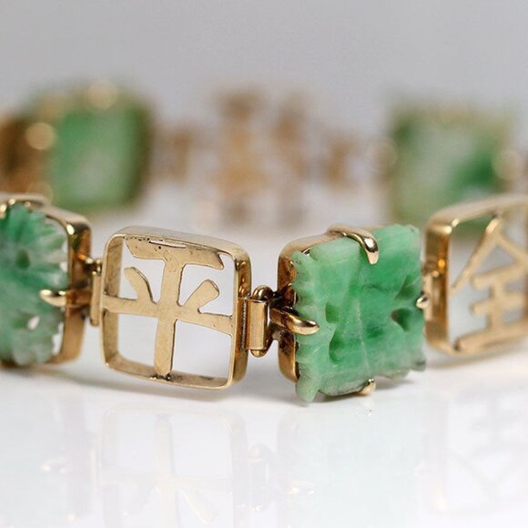 VINTAGE JADE CARVED GREEN CHINESE 14K YELLOW GOLD BRACELET - Picture 2 of 12